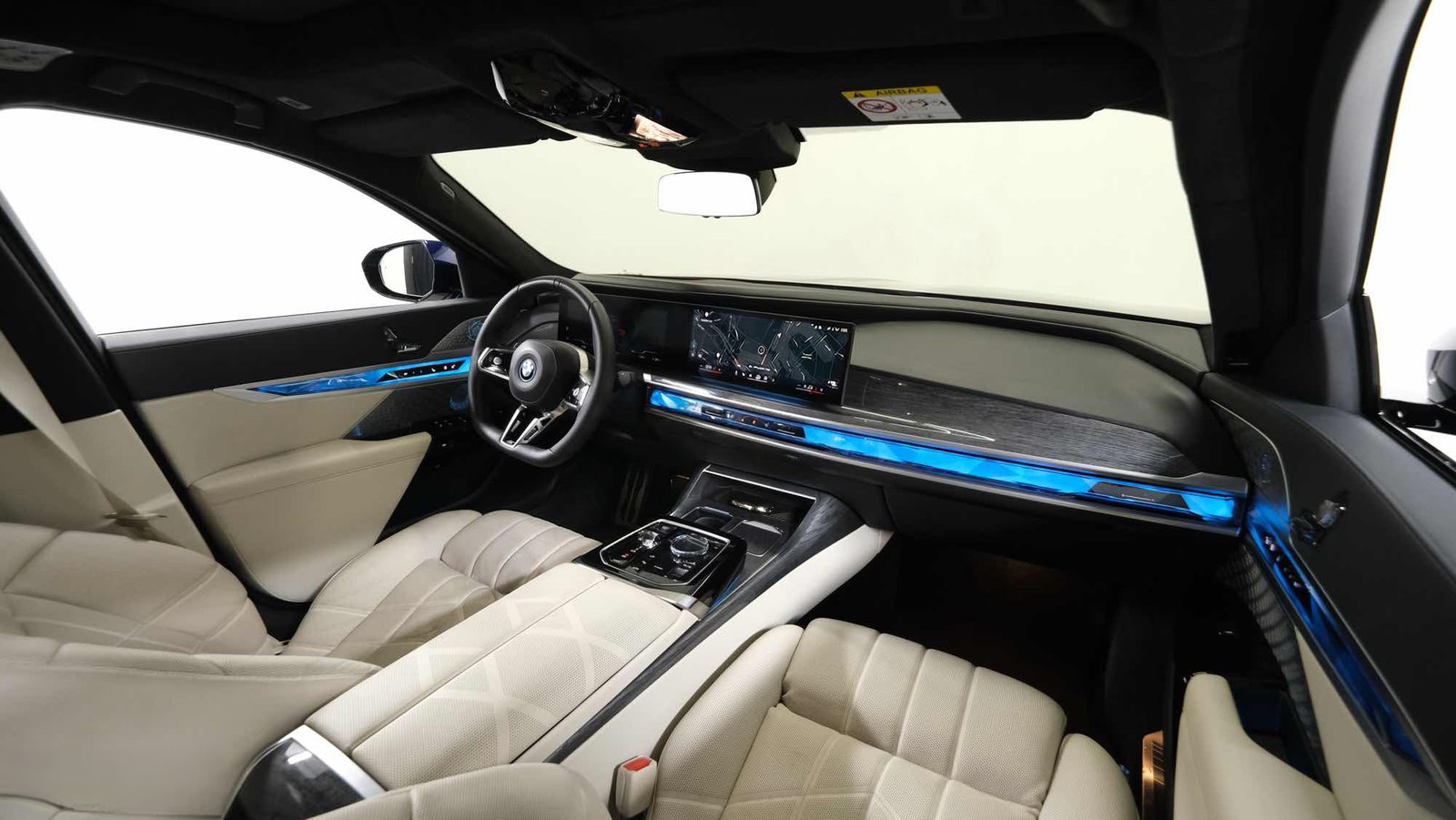BMW i7