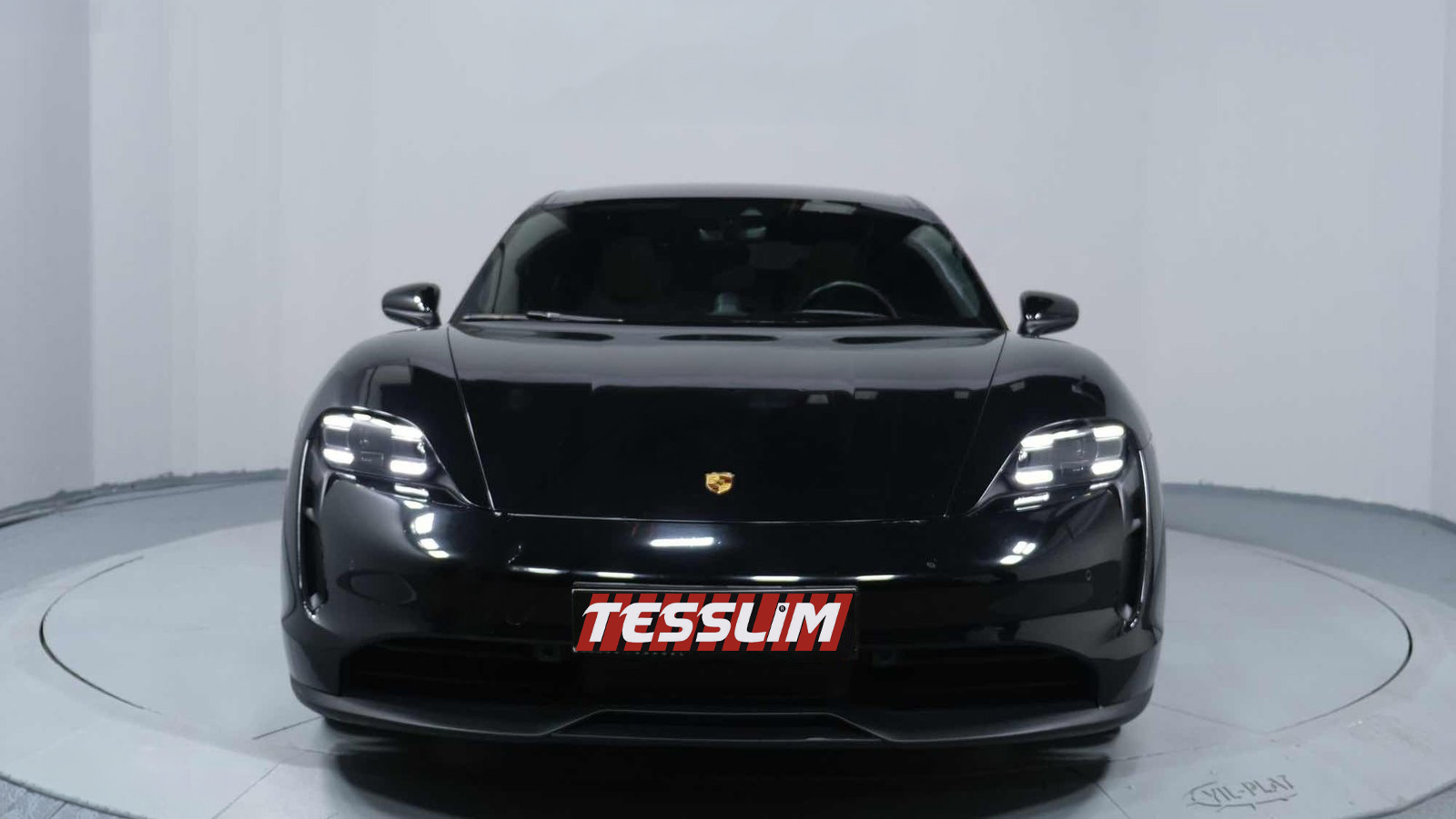Porsche TAYCAN TURBO S