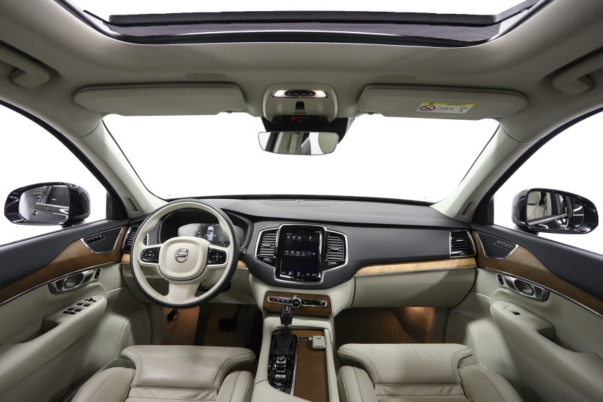 Volkswagen XC90