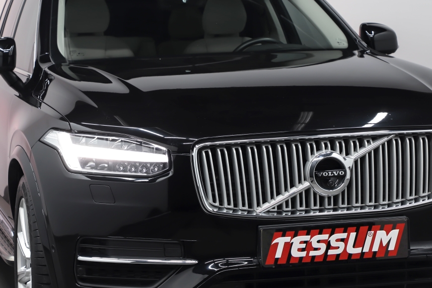Volvo XC90 2025