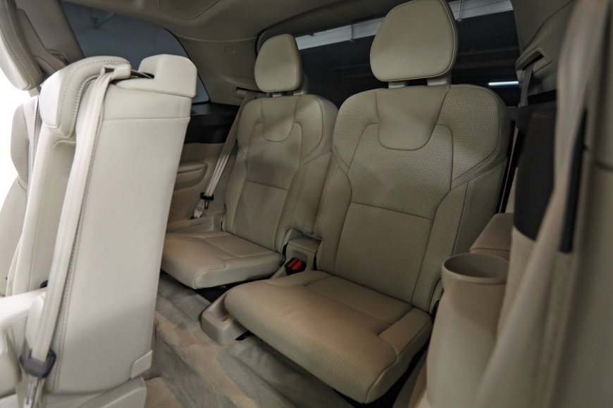 Volvo XC90 2025
