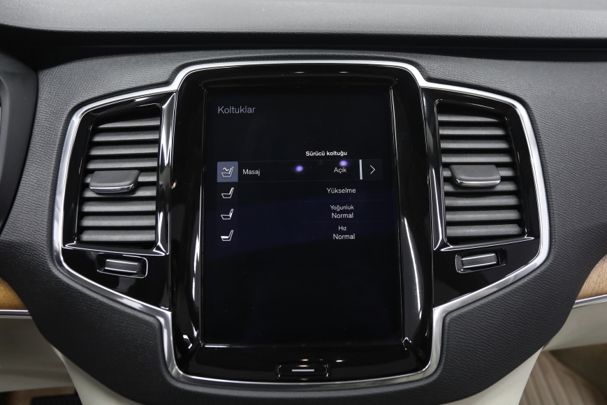 Volvo XC90 2025