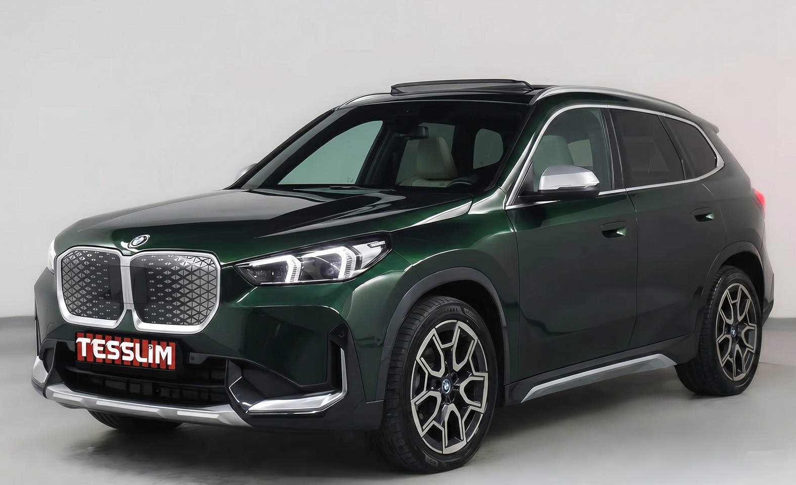 BMW İX1 XDRİVE